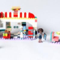 Bistro v centre mestečka Heartlake