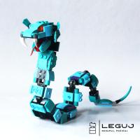 Vikinská loď a morský had